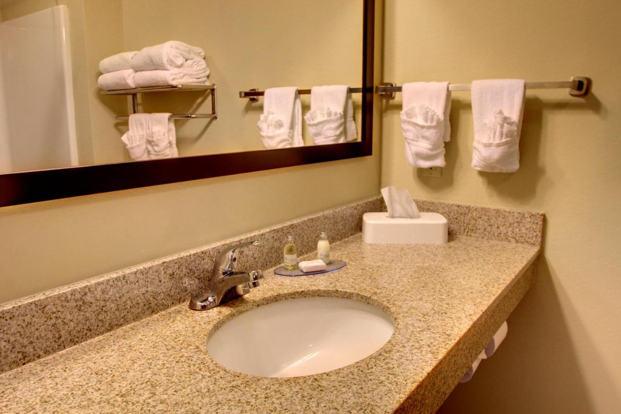 Stanton Inn And Suites Pokoj fotografie